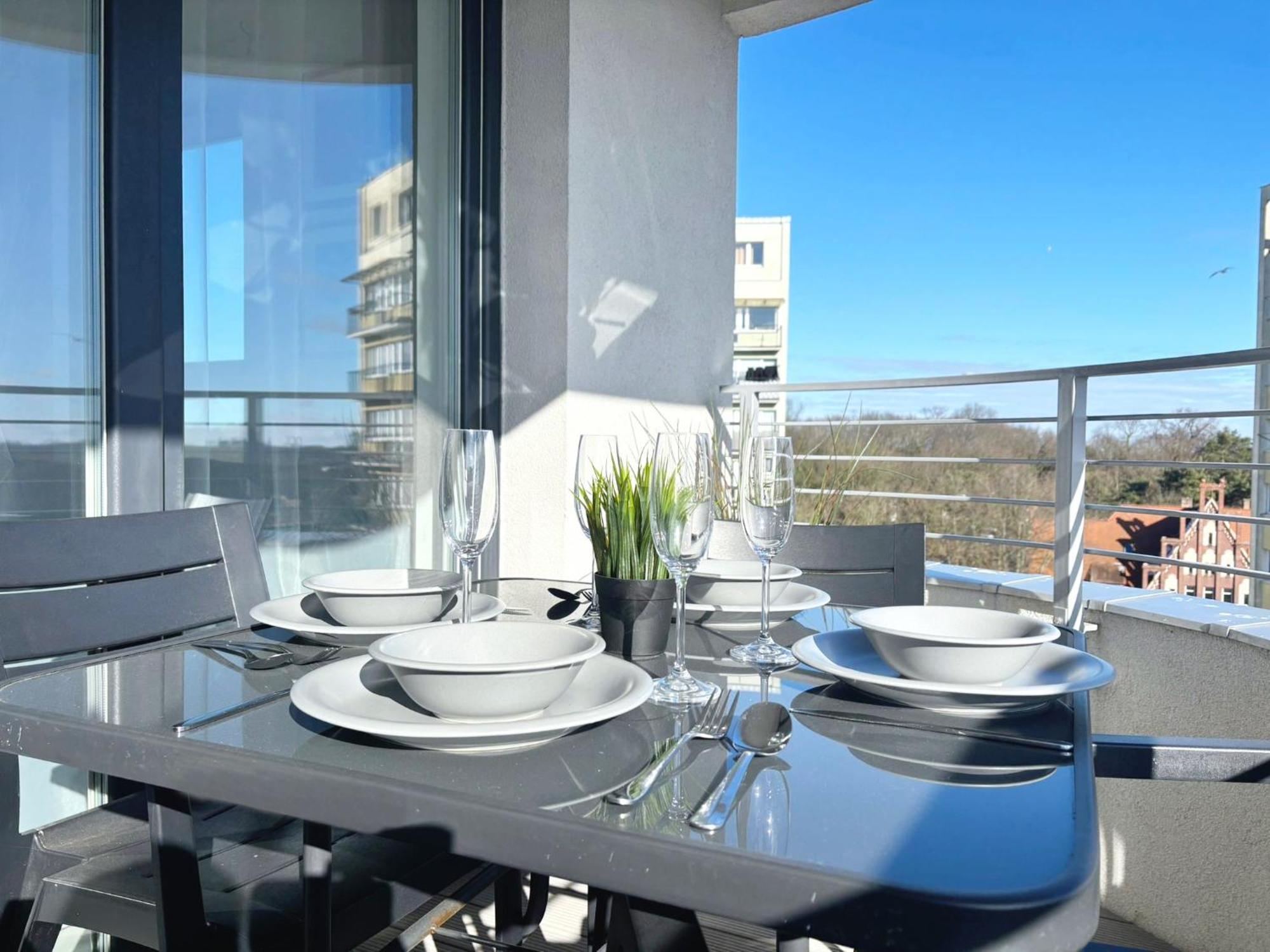 Sun Towers - Apartamenty Bryza - Apartamenty Z Parkingiem Swinoujscie Exterior foto