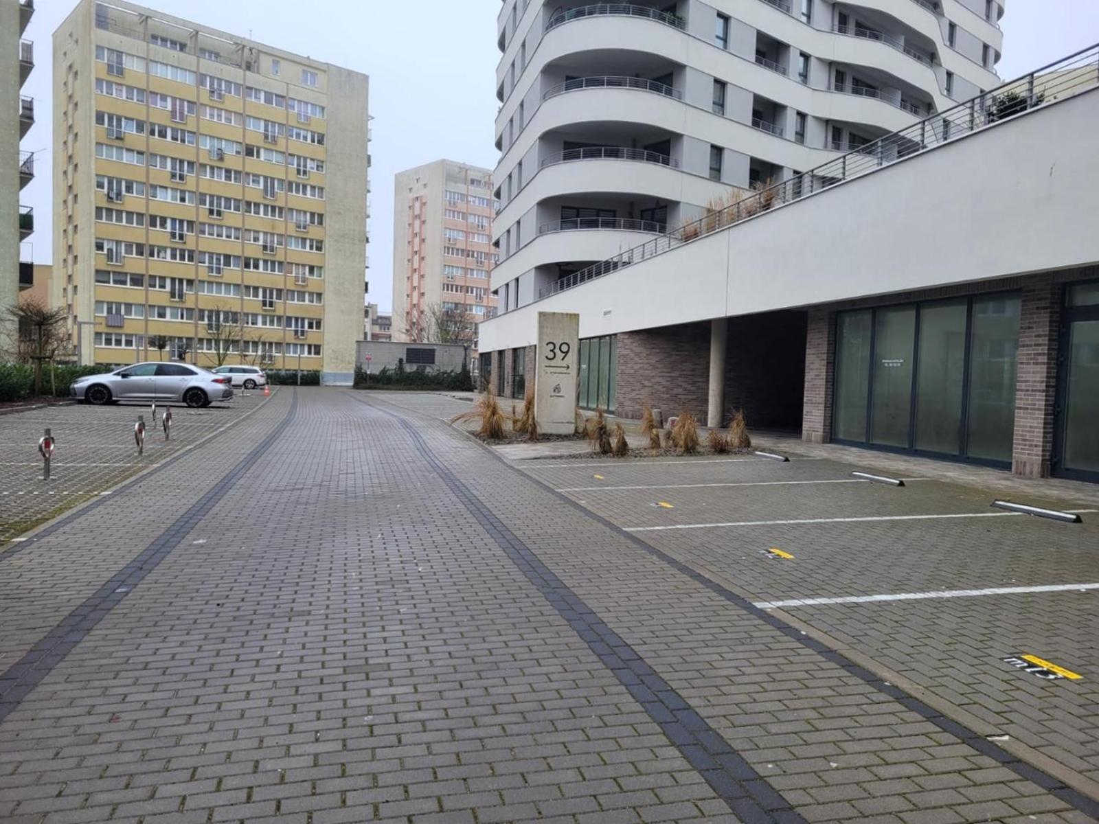 Sun Towers - Apartamenty Bryza - Apartamenty Z Parkingiem Swinoujscie Exterior foto